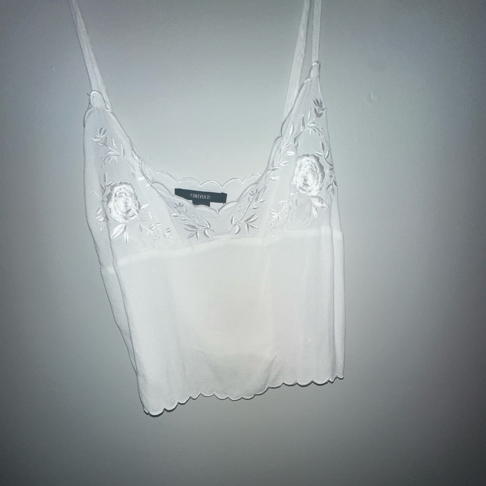 White loose floral cami top